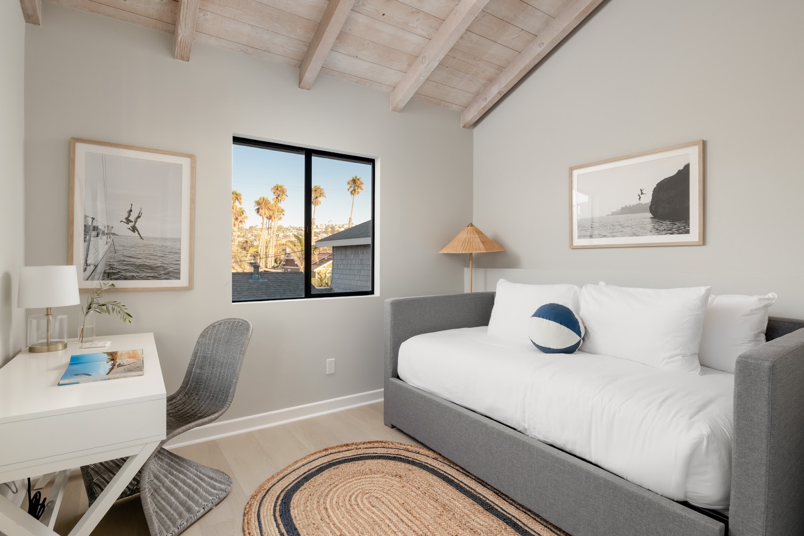Sunset Cliffs Blvd photo 19